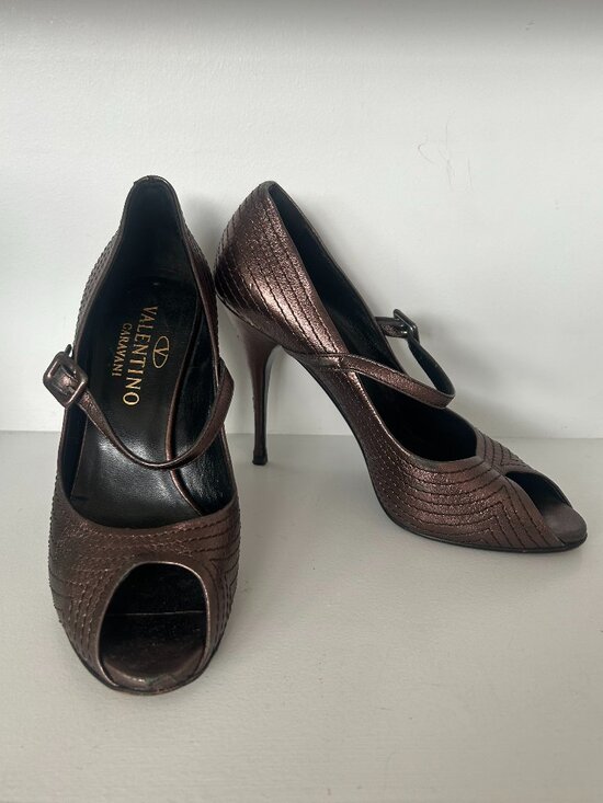 Valentino Garavani Shoes - VALENTINO GARAVANI Leather Peep Toe Heels EU 39 Metallic Bronze Shoes 8.5/9
